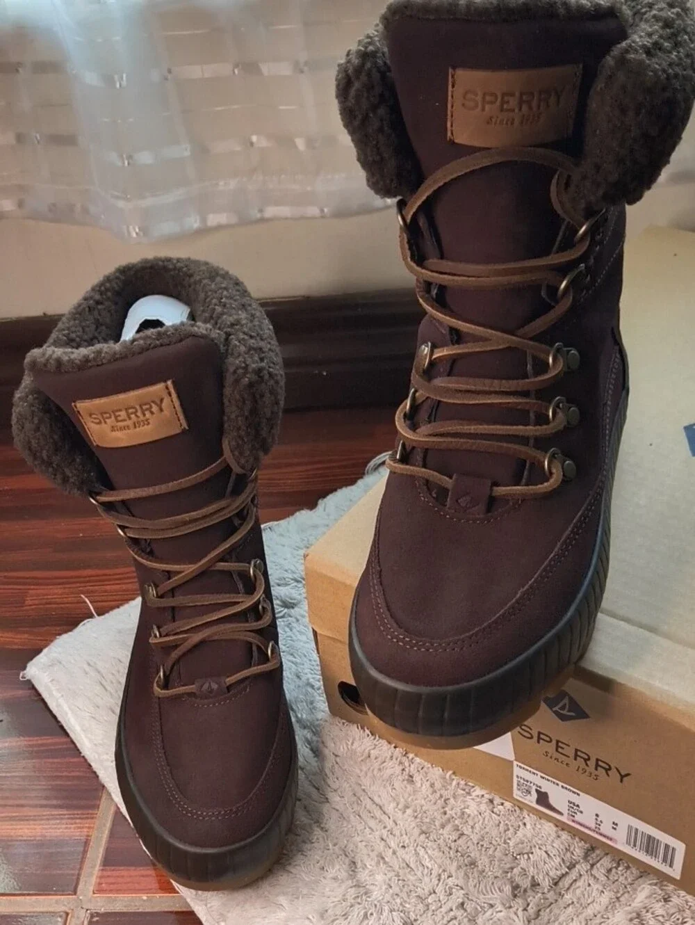 Sperry Women's Dark Brown Lace-Up Shearling Winter Boots